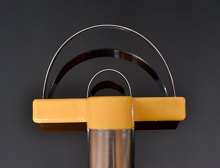 Krájač na ananás VELEKA-806