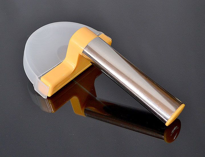 Krájač na ananás VELEKA-806