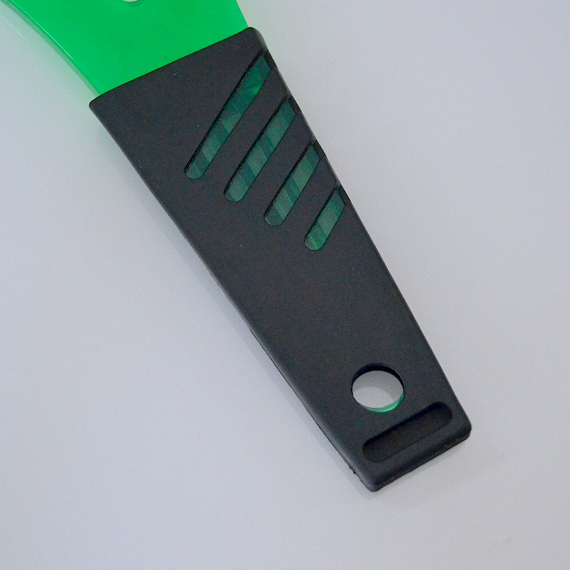 Škrabka na ľad farebná