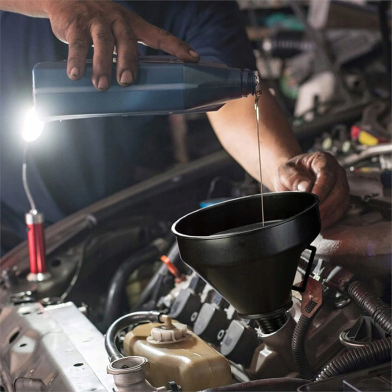 Lievik na palivo plastový 13cm