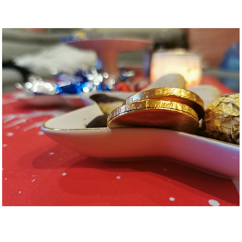 Vianočná porcelánová nádoba stromček