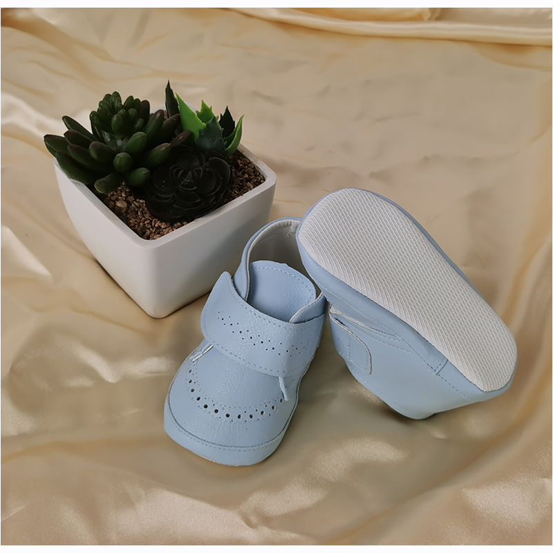 Christopher - Detské topánky - capáčky svetlo modré č.18 - 11 cm