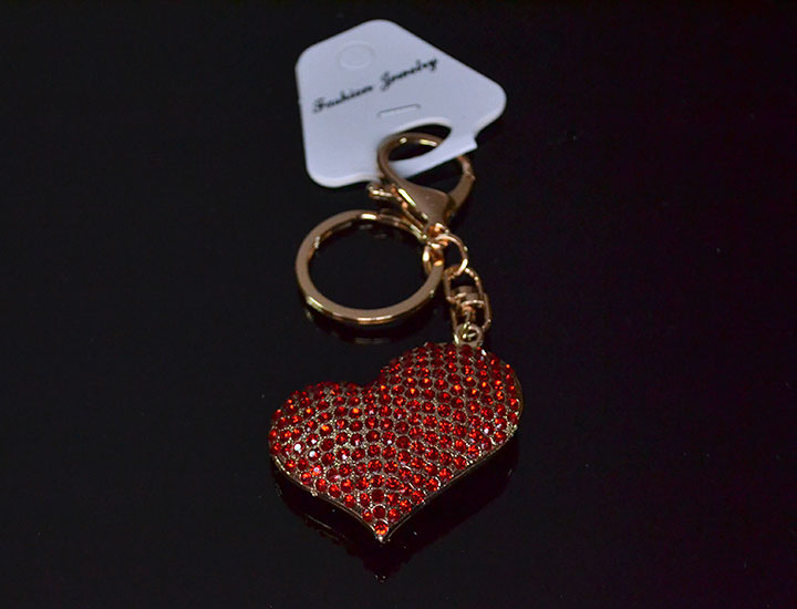 Prívesok so zirkónmi Srdce 