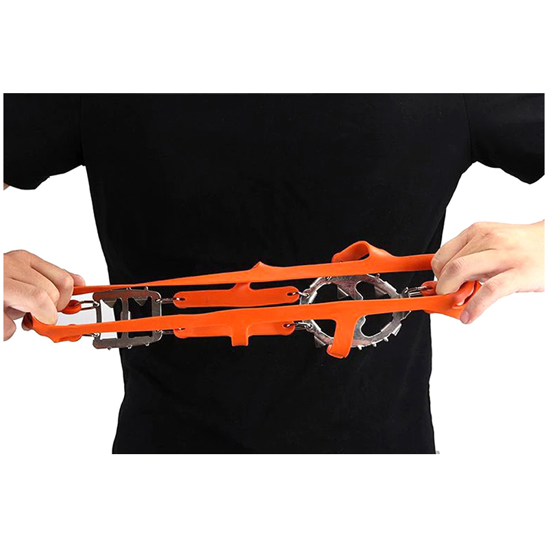 Protišmykové návleky na topánky s kovovými hrotmi 35-45