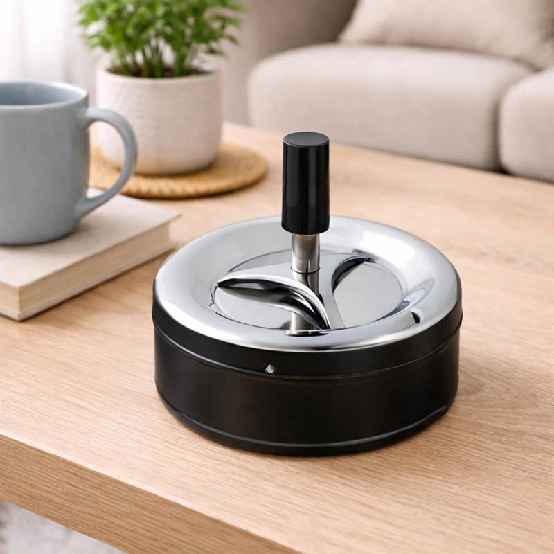 Otočný kovový popolník uzatvárateľný čierny 8 cm (Praktický)