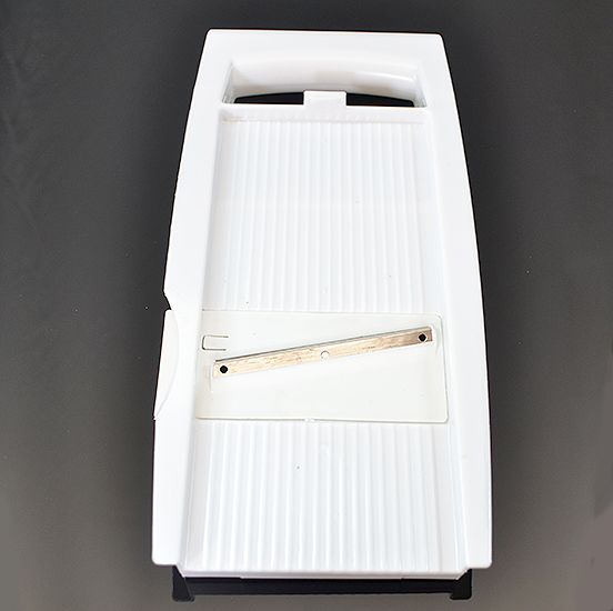 Strúhadlo na zeleninu MULTI 4 nadstavce