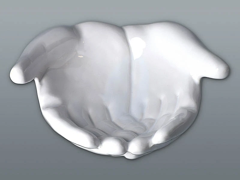 Keramický popolník dlane