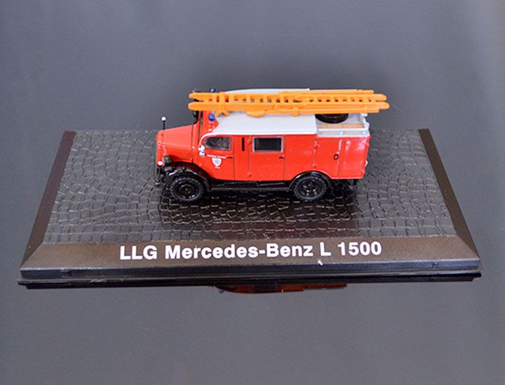 DeAgostini Model veterán Mercedes Benz L-1500 1:72