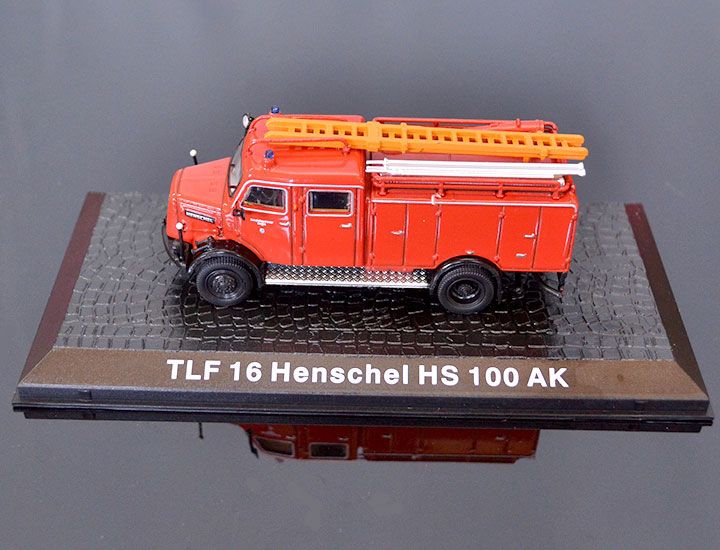 DeAgostini Model veterán Henschel HS 100-AK 1:72