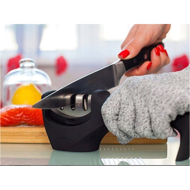 Trojfázová brúska na nože 3 v 1