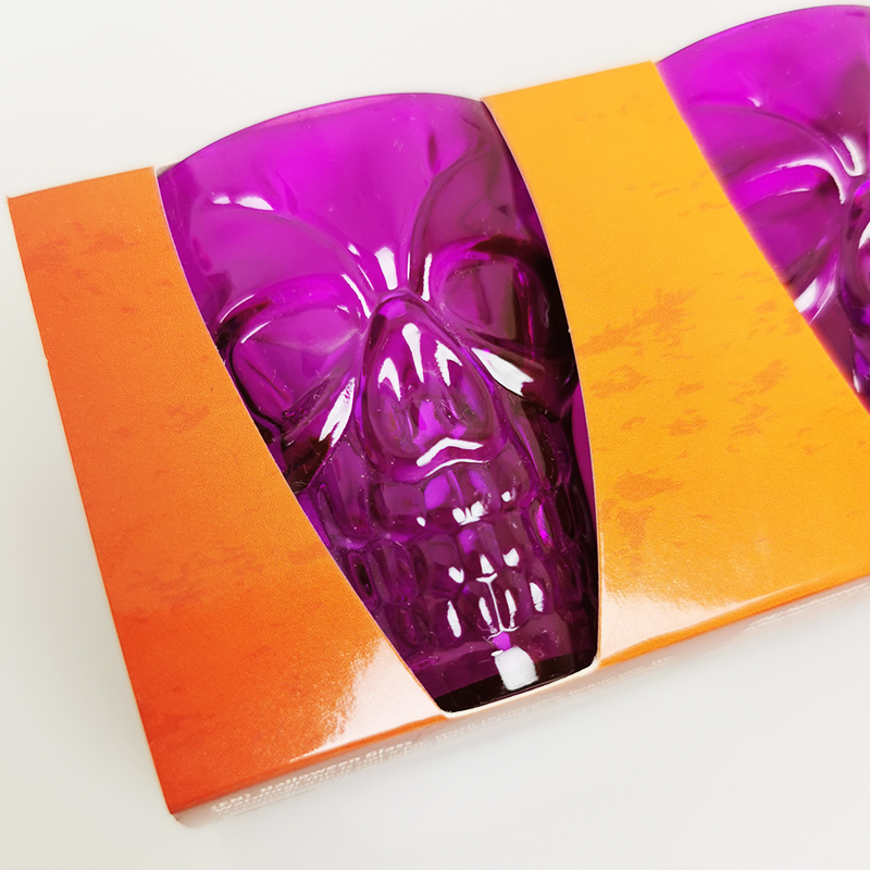 Poldecáky v tvare lebky