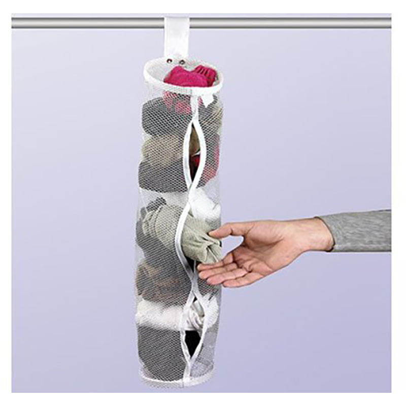 Závesný organizér na ponožky a bielizeň