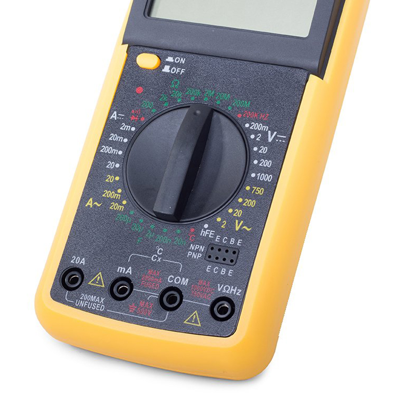 Digitálny merač DT9208A so sondou