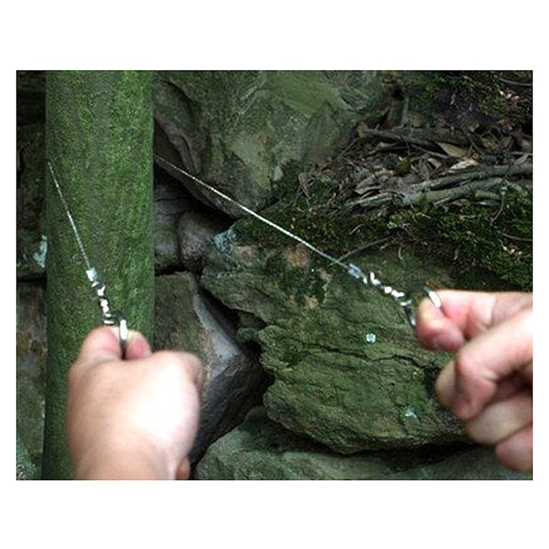 Ručná strunová pílka survival