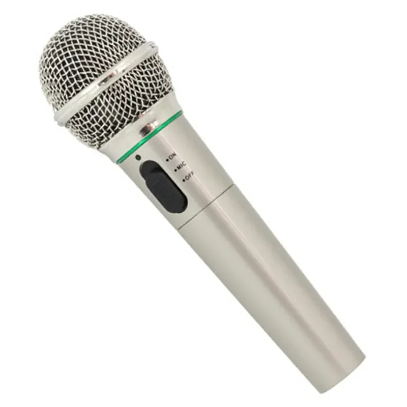 Bezdrôtový a káblový mikrofón