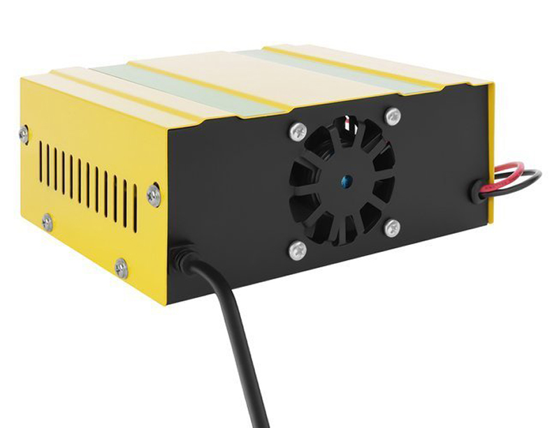 Nabíjačka na batérie 12V/24V