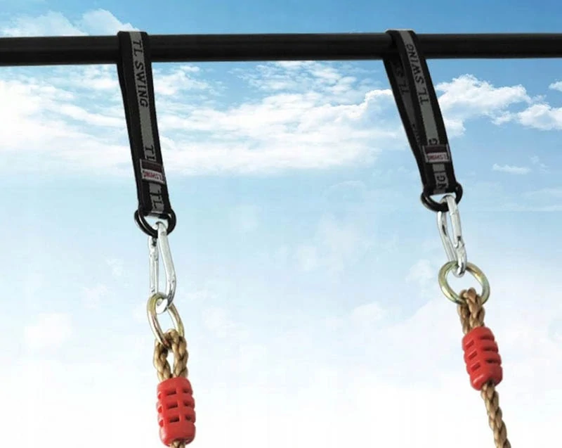 Karabína na zavesenie hojdacej siete alebo hojdačky – nosnosť 200 kg, 8 × 3,5 cm