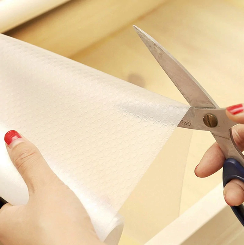 Ochranná podložka do zásuvky transparentná