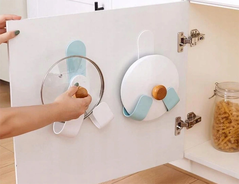 Držiak na pokrievky dvojitý