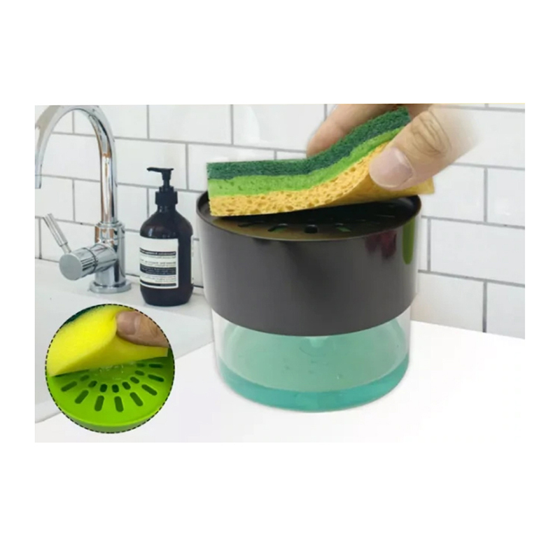 Dávkovač tekutín so špongiou