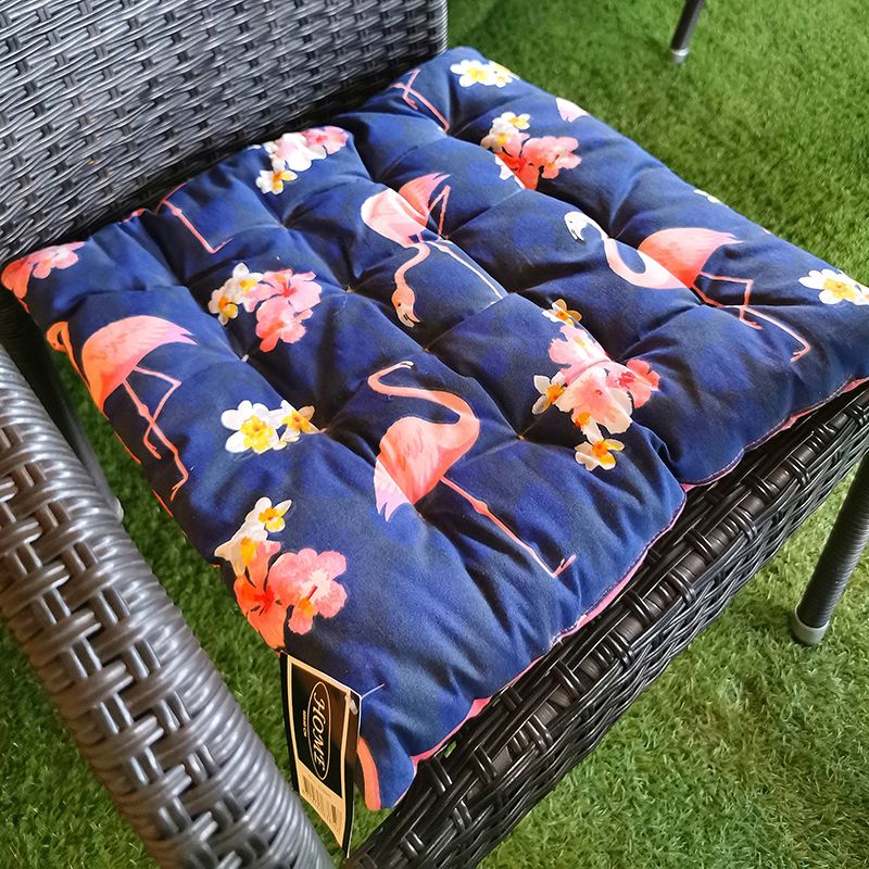 Podsedak na stoličku plameniak