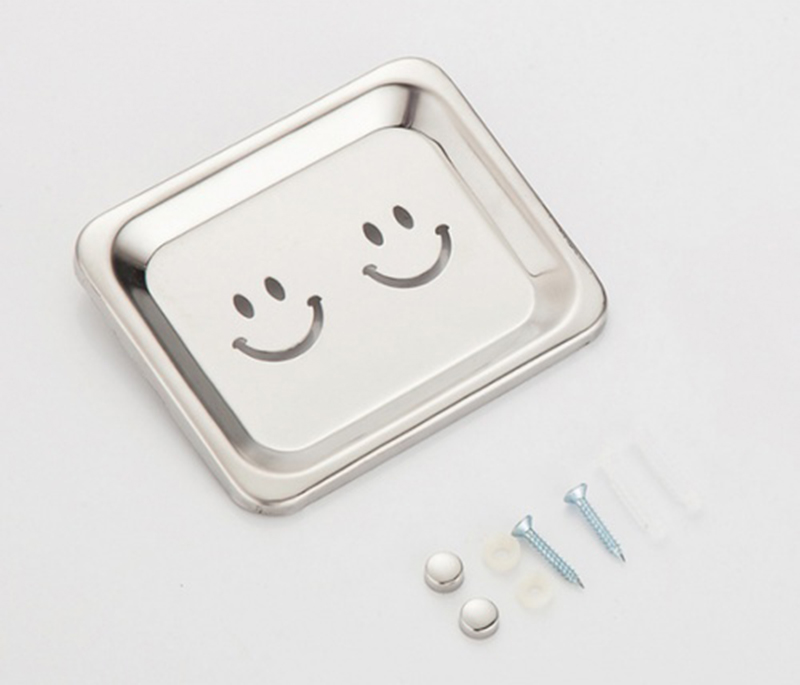 Nástenná kovová mydelnička