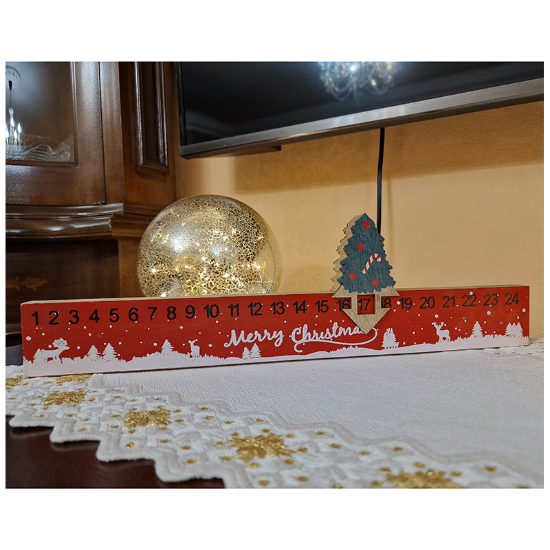 Adventný kalendár - drevený so stromčekom