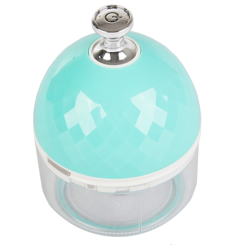 Sekáč na cesnak a zeleninu USB