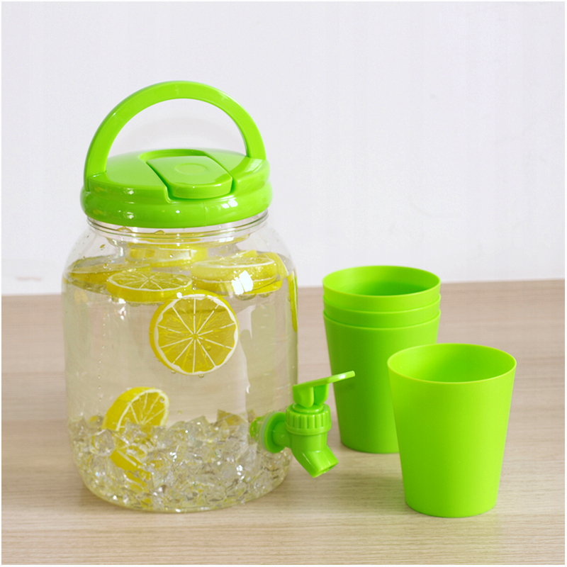 Nádoba na nápoje s kohútikom 2,5L + 4 poháre zelená