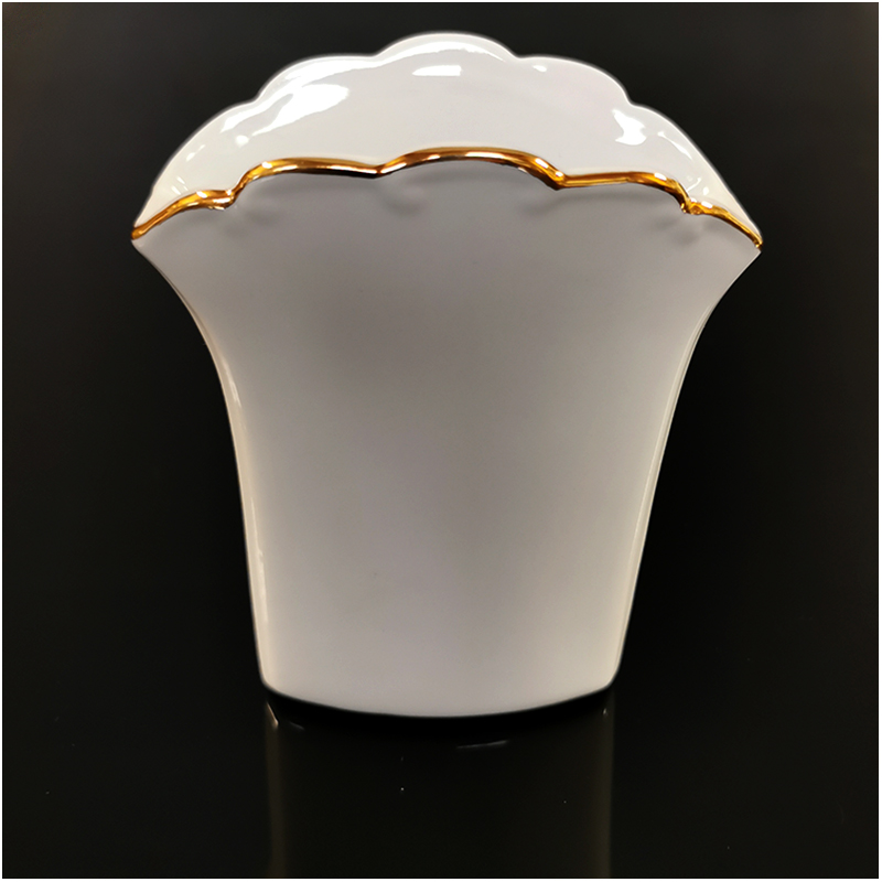 Reutter Porzelan - Porcelánová váza so zlatým zdobením 12 cm