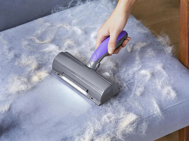 Fur Daddy Vibračná kefa na srsť LED