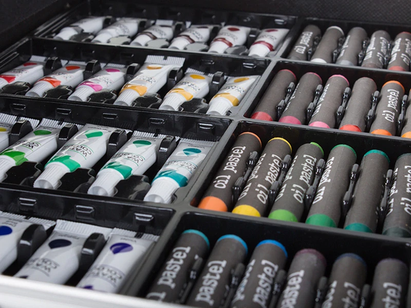 Umelecká sada na kreslenie a maľovanie v kufríku 145ks modrá