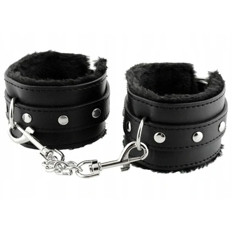 Erotické kožené putá na ruky s kožušinkou