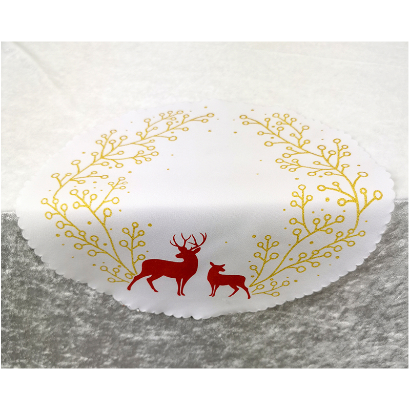 Prestieranie na stôl vianočné - Jelene