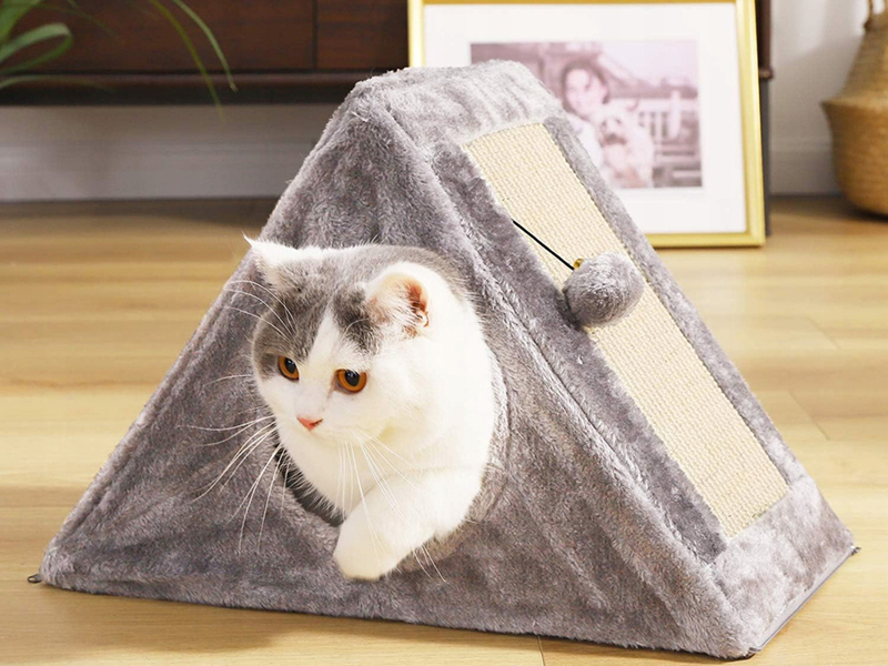 Škrabadlo pre mačku domček 44cm