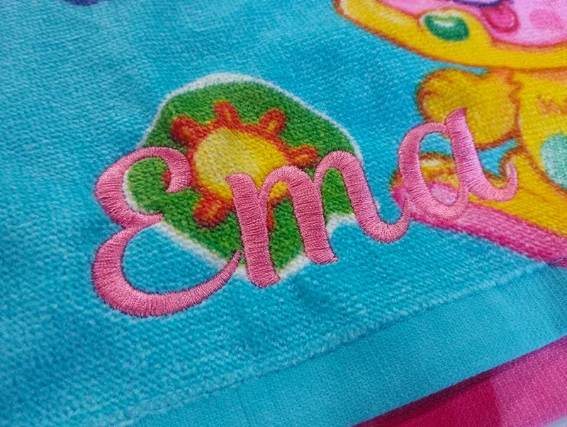 Uterák 30x50cm Moji Pops s vyšitým vlastným menom