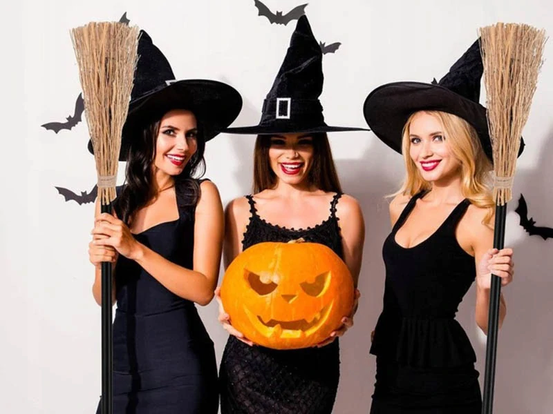 Čarodejnícka metla halloweenska 90cm