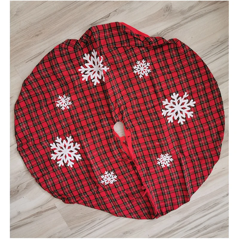 Koberček pod vianočný stromček károvaný - Vločka