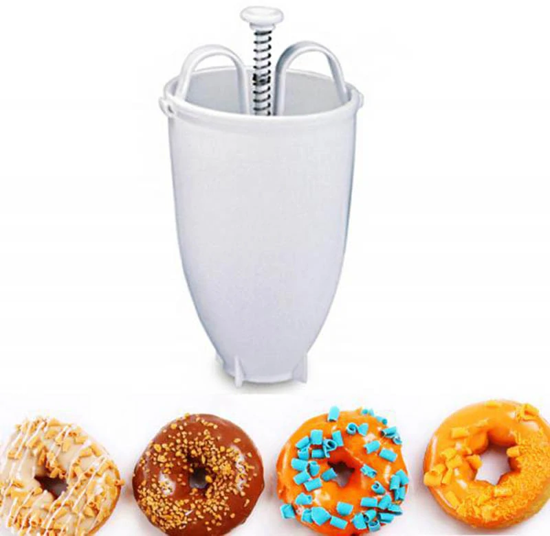 Stroj na výrobu donutov a šišiek