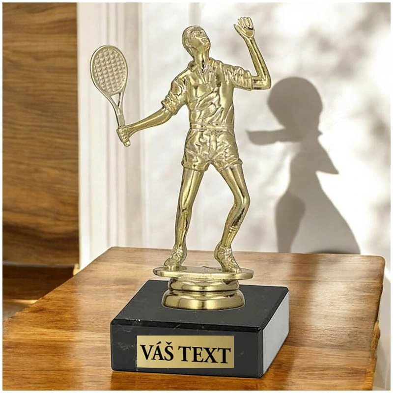 Tenista - Športová trofej na podstavci s vlastným textom