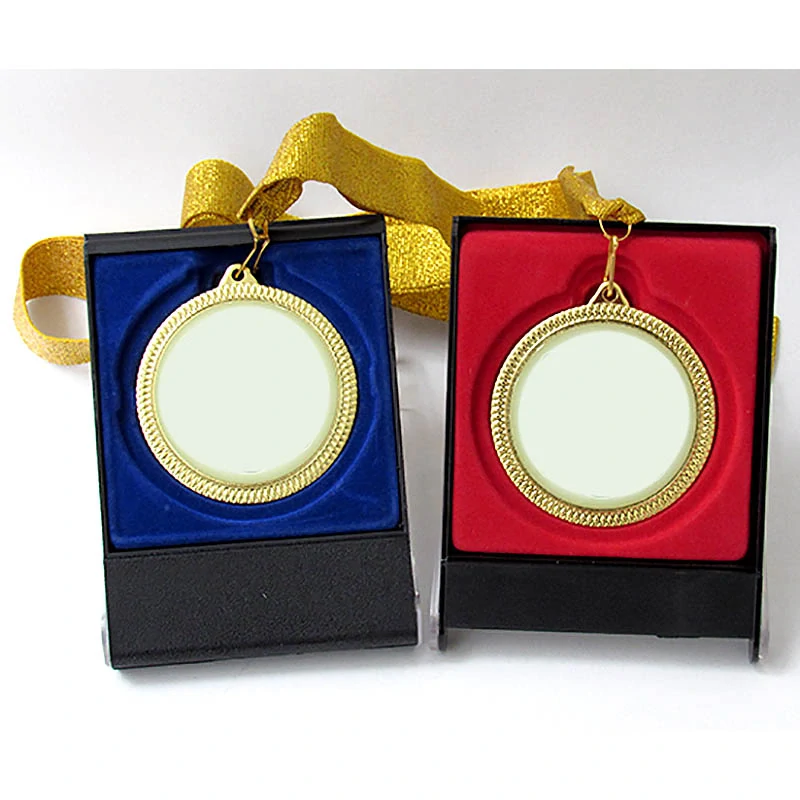 Puzdro na medailu 12 x 9 x 2cm - červené