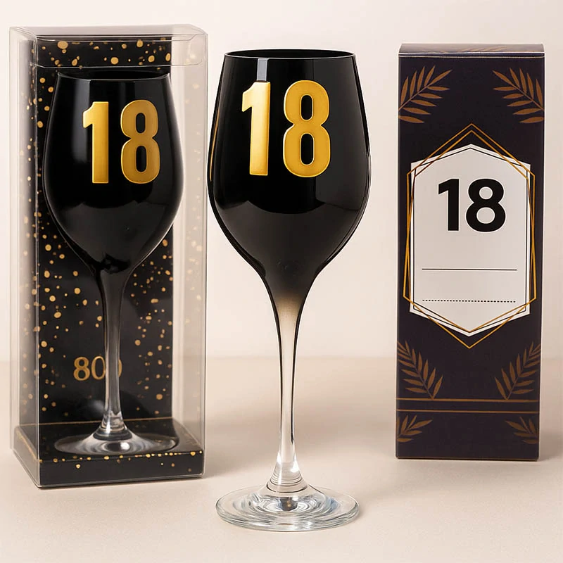 Čierna čaša na víno – darček na 18. narodeniny: 22 cm