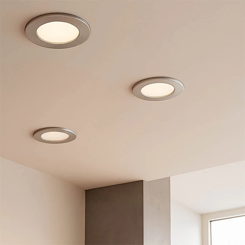 Vodotesné LED bodové svietidlo EMOS 4,5W, 345 lm, 2700K/4000K, IP65: strieborné