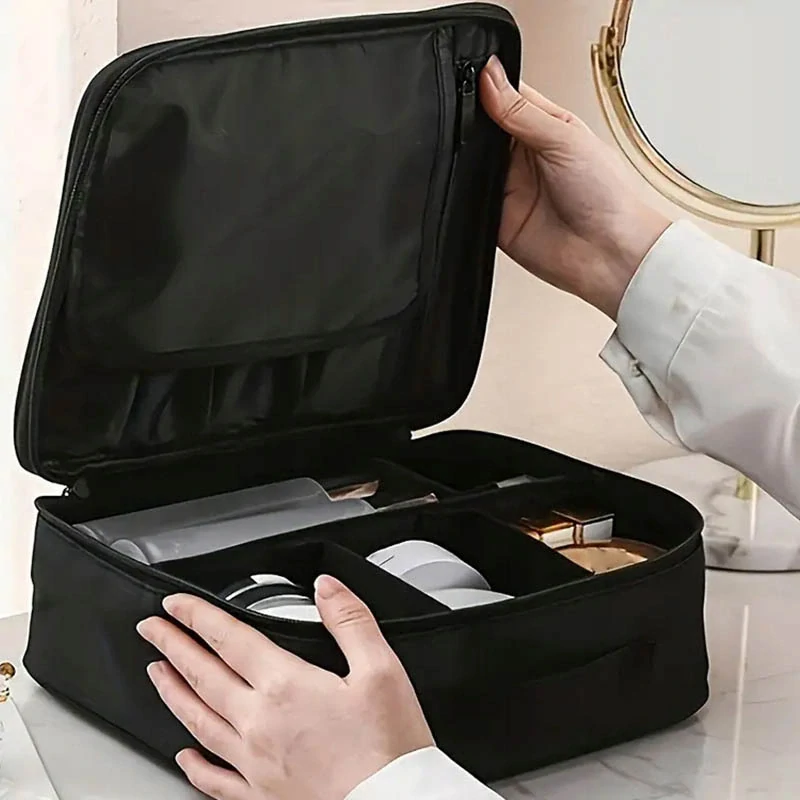 Kozmetický kufrík čierny