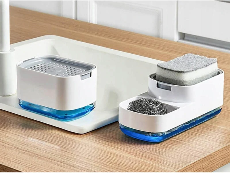 Kuchynský dávkovač na saponát so špongiou