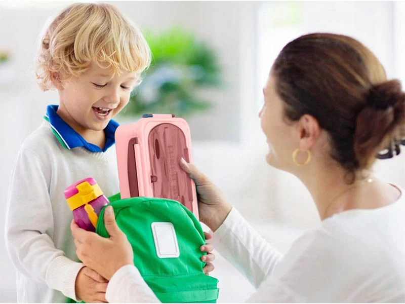 Desiatový box s priehradkami a príborom ružový