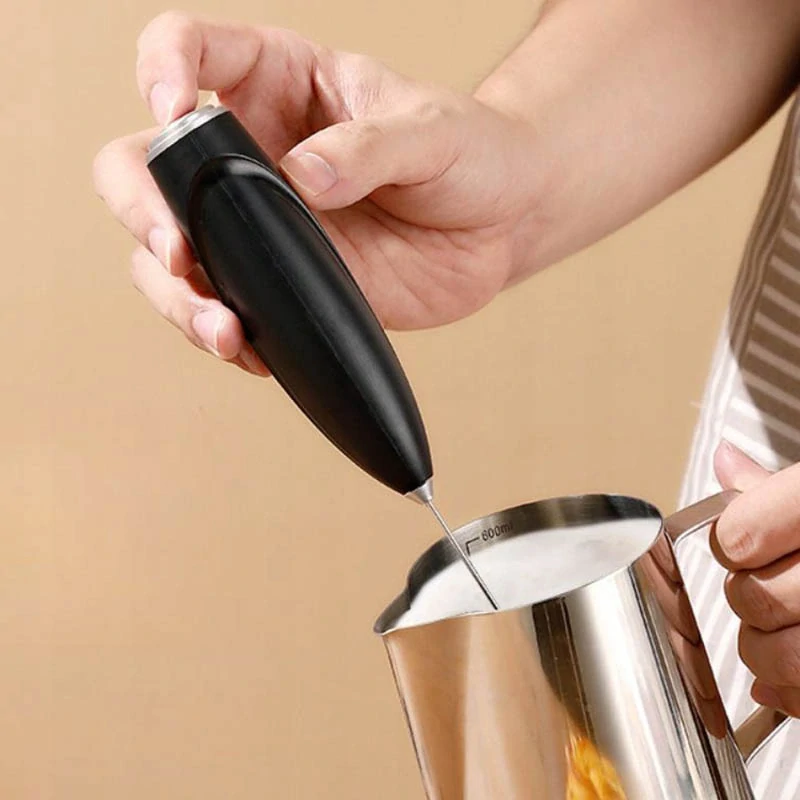 Elektrický napeňovač mlieka