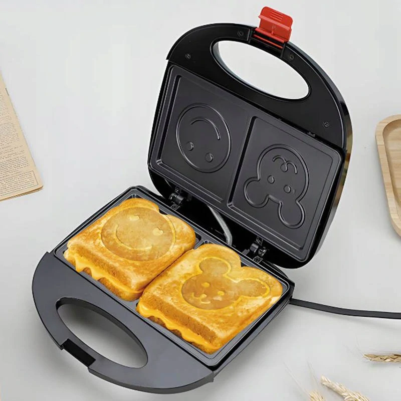 Toastovač na sendviče Smajlíky 750W
