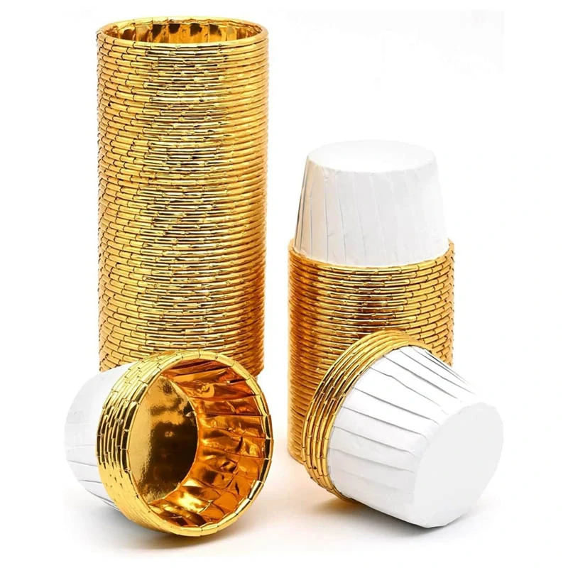 Papierové formičky na muffiny a dezerty bielo-zlaté – sada 50 ks