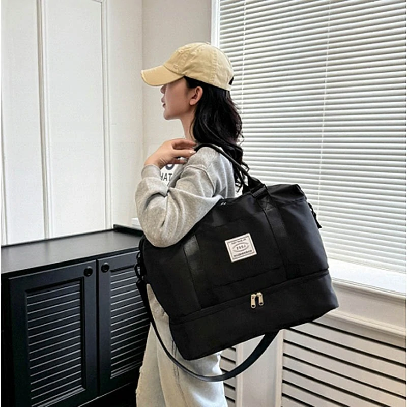 Cestovná taška – príručná batožina s kozmetickou taškou, čierna